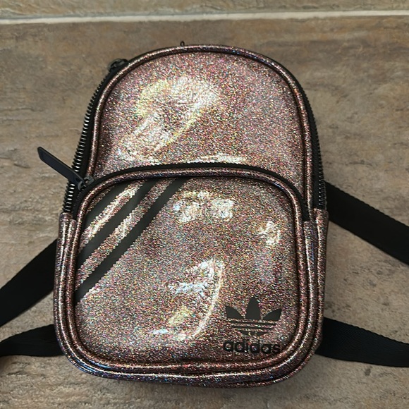 Adorable pink sparkle mini backpack NWT - Picture 8 of 16